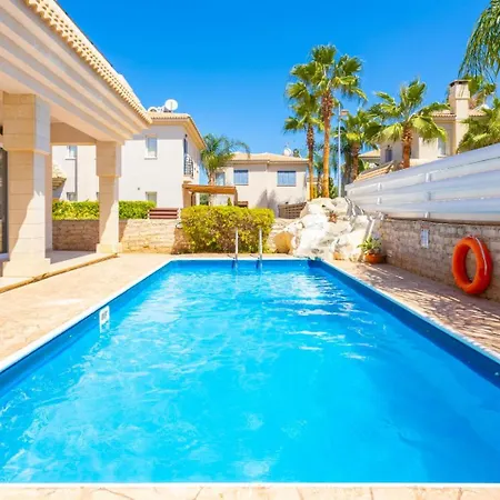 Villa Petra Paralimni